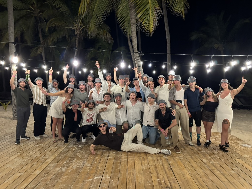 60980F7B-994D-447B-88DD-5C0DA8BFF8DD_1_105_c